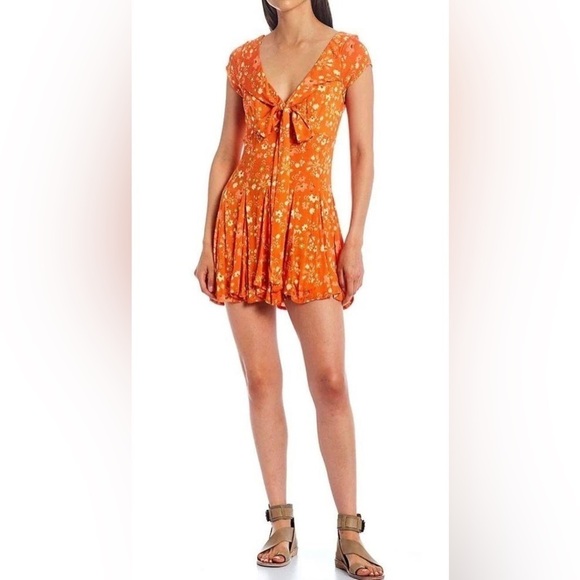 Free People It Takes Two Floral Print V-Neck Open Back Dress in Peach Combo Sz M - Picture 7 of 16
